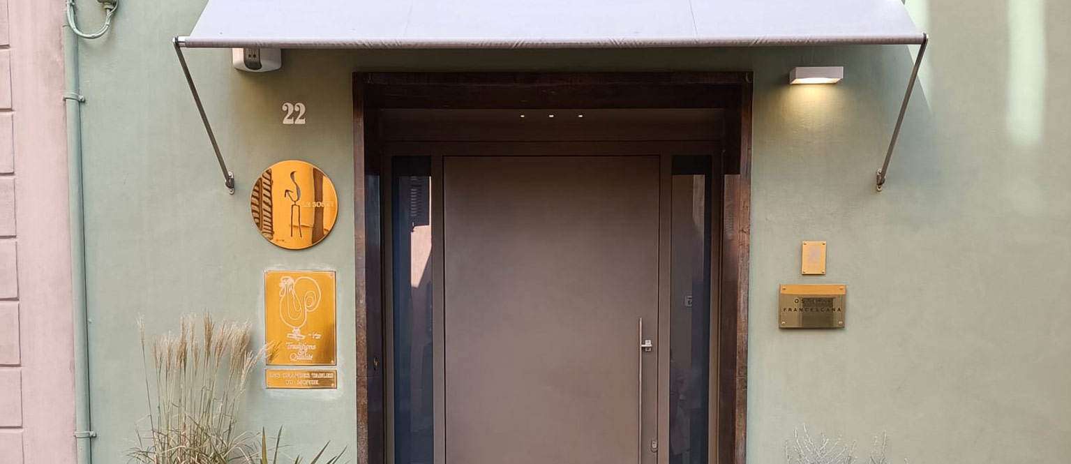Porta di ingresso dell'Osteria Francescana
